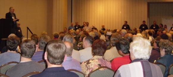 Frank Scoblete speaking at Jamboree